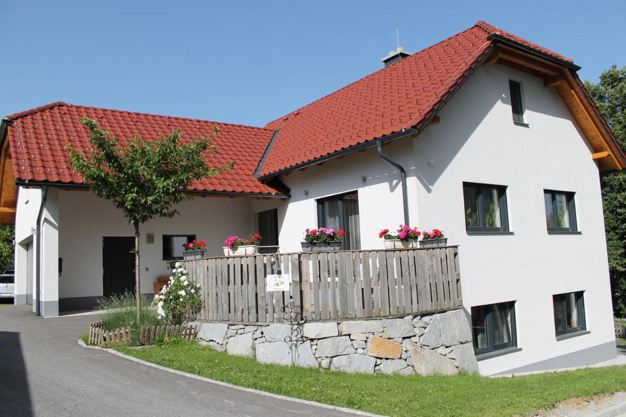 Ferienwohnung Desl'S Little Farm Waldburg Exterior foto